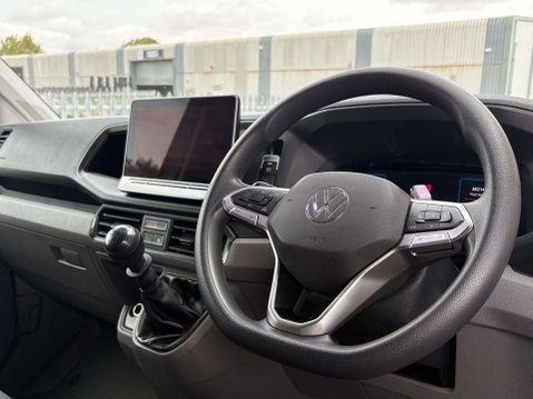 Volkswagen Crafter 2.0 TDI CR35 Commerce Plus Panel Van 5dr Diesel Manual FWD LWB High Roof Eu 12