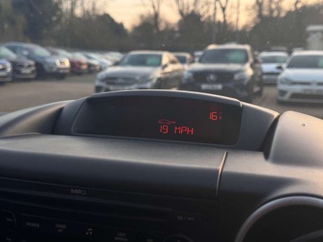 Citroen Berlingo Multispace 1.6 Berlingo Multispace XTR HDi 90 5dr 29