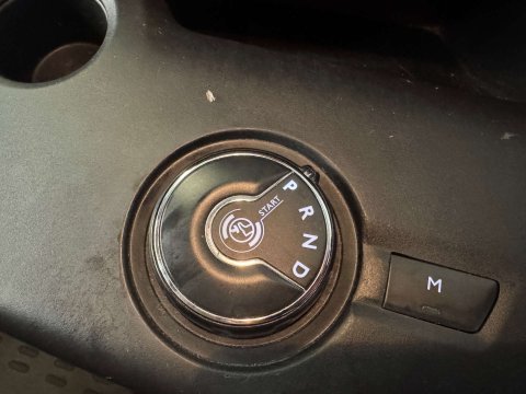Peugeot Partner 1.5 Partner Asphalt Premium + BlueHDi Auto 12