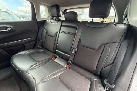 Jeep Compass 1.6 MultiJetII Longitude SUV 5dr Diesel Manual Euro 6 (s/s) (120 ps) 23