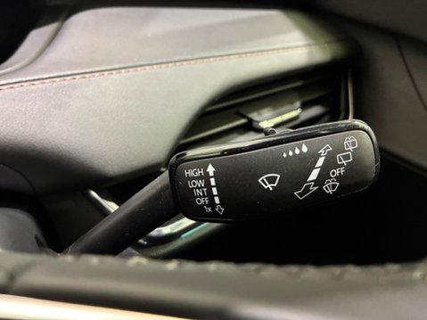 Skoda Enyaq iV 62kWh 60 Nav Suite Auto 5dr 30