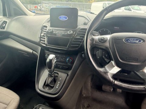 Ford Transit Connect 1.5 Transit Connect 240 Limited EcoBlue Auto 9