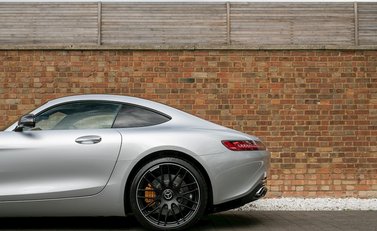 Mercedes-Benz Amg GT GT S 28
