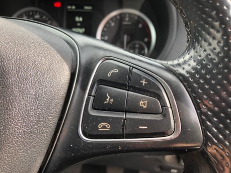 Mercedes-Benz Vito 110 PROGRESSIVE L2 1 owner Ex skyvan, 83,000m, parking sensors F+R 27