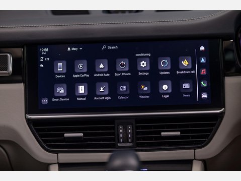 Porsche Cayenne 3.0 V6 E-Hybrid 17.9kWh Platinum Edition TiptronicS 4WD Euro 6 (s/s) 5dr (3 58