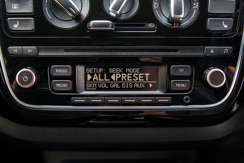 Volkswagen Up HIGH UP 24