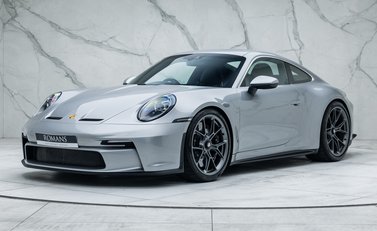 Porsche 911 GT3 Touring (992) 1