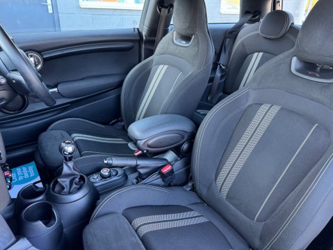 Mini Hatch COOPER SPORT 43