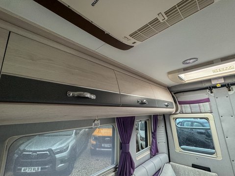 Auto-Sleepers Warwick Duo 2 Berth|2 Belt|Kitchen|Awning|AUTOMATIC|VANLUX 25