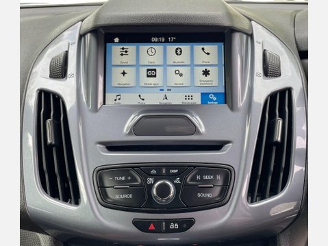 Ford Transit Connect 1.5 TDCi 240 Limited Panel Van 5dr Diesel Powershift L2 H1 (129 g/km, 118 b 38
