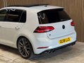 Volkswagen Golf 2.0 Golf R TSi Semi-Auto 4WD 5dr 32