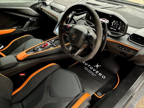 Lamborghini Revuelto V12 48