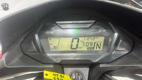 Honda CB 2021 ONLY 11K NEW MOT SERVICED ICONIC 125CC LEARNER COMMUTER BIKE 43