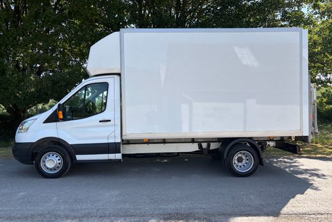 Ford Transit 350 Drw L3 155 ps Luton with Tail Lift - Air Conditioning 7