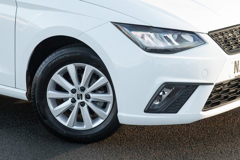 SEAT Ibiza TSI SE 11