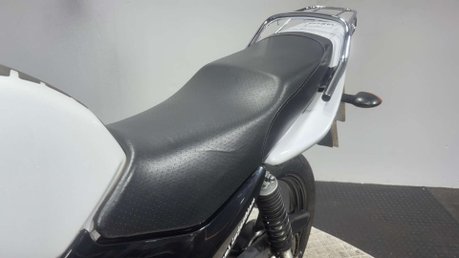 Yamaha YBR 125 2016 ONLY 6K GOOD LOOKING PROJECT BIKE SPARES OR REPAIR 125CC LEARNER 25