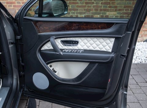 Bentley Bentayga V8 Diesel 23