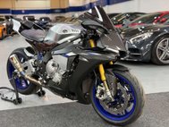 Yamaha R1M 1000 Super Sports Petrol Manual (200 ps) 3
