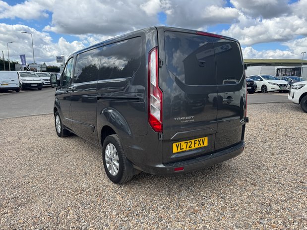 Ford Transit Custom SWB L1H1 Low Roof Limited 280 Air Con Alloys Senso 9