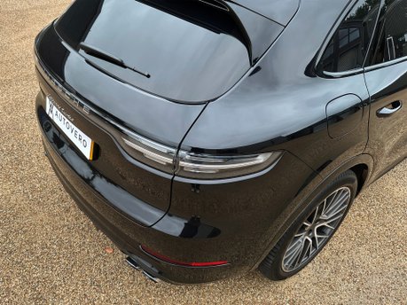 Porsche Cayenne V8 TURBO TIPTRONIC 29