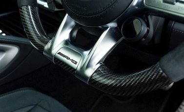 Mercedes-Benz GLS 63 Night Edition Executive 24