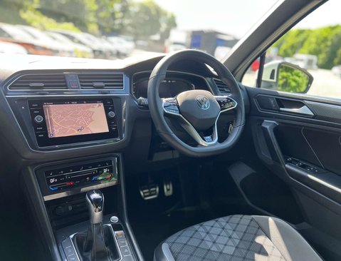 Volkswagen Tiguan 1.5 Tiguan R-Line TSi Semi-Auto 5dr 20