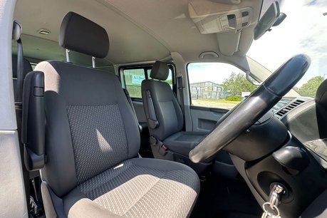 Volkswagen Transporter 2.0 BiTDI T32 Highline Kombi 4dr Diesel DSG 4MOTION L1 H1 (226 g/km, 178 bh 16