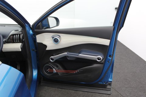 BYD Atto 3 5dr 150kW Comfort 60kWh Design Electric Automatic 28