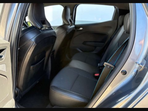 Renault Clio 1.6 Clio Espirit Alpine E-Tech HEV Auto 5dr 69