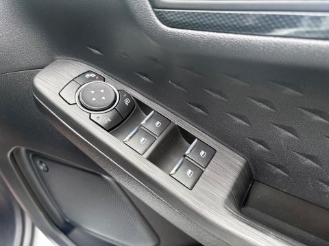 Ford Kuga ST-LINE FIRST EDITION 33