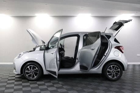 Hyundai i10 PREMIUM 6