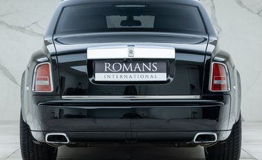 Rolls-Royce Phantom Series II 5