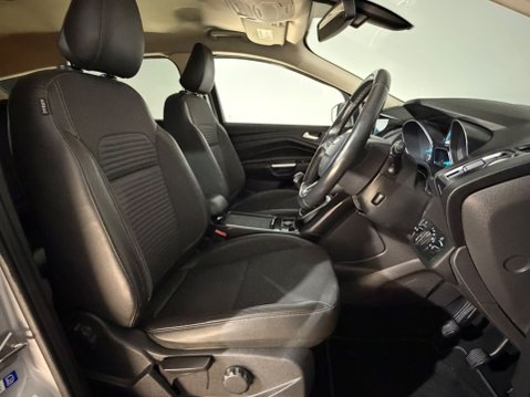Ford Kuga TITANIUM TDCI 16