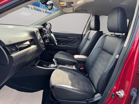 Mitsubishi Outlander 2.0h 12kWh Juro CVT 4WD Euro 6 (s/s) 5dr 32