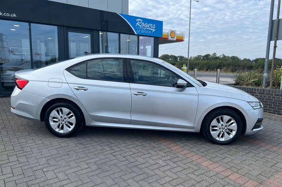 Skoda Octavia SE TECHNOLOGY TSI 6