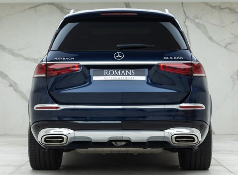 Mercedes-Benz GLS 600 30