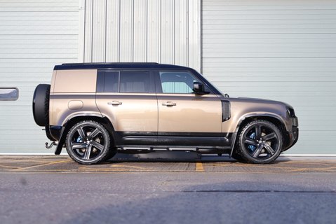 Land Rover Defender 110 D300 HARD TOP COMMERCIAL  X-DYNAMIC HSE GENUINE REAR SEATS  SEEKER STYLED 6