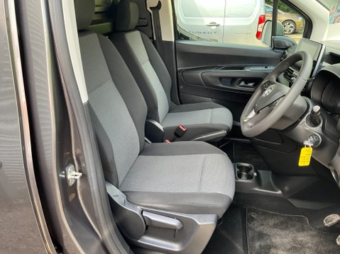 Vauxhall Combo 1.5 Turbo D 2300 Sportive L2 H1 Euro 6 (s/s) 4dr 12