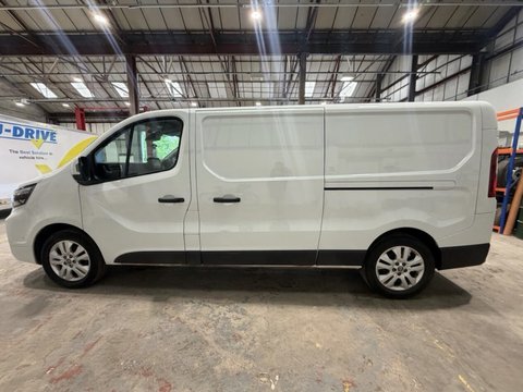 Nissan Primastar DCI TEKNA L2H1 13