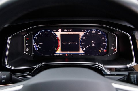 Volkswagen Polo R-LINE TSI 16