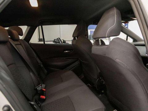 Toyota Corolla 1.8 VVT-h Design Touring Sports 5dr Petrol Hybrid CVT Euro 6 (s/s) (122 ps) 55