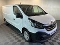 Renault Trafic 2.0 dCi ENERGY 30 Business+ LWB Standard Roof Euro 6 (s/s) 21