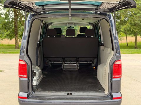 Volkswagen Transporter 2.0 Transporter T32 TDI BlueMotion Technology Semi-Auto 37