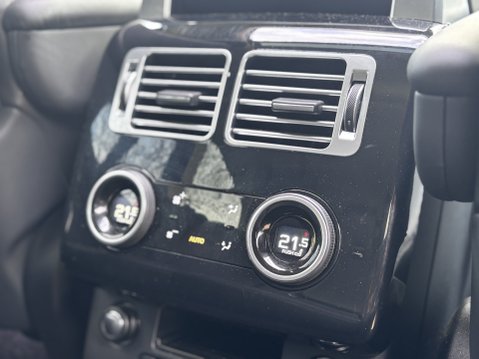 Land Rover Range Rover WESTMINSTER BLACK MHEV 15