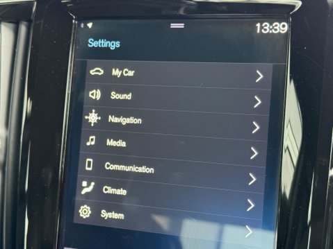 Volvo S90 2.0 D4 R-Design Auto Euro 6 (s/s) 4dr 21