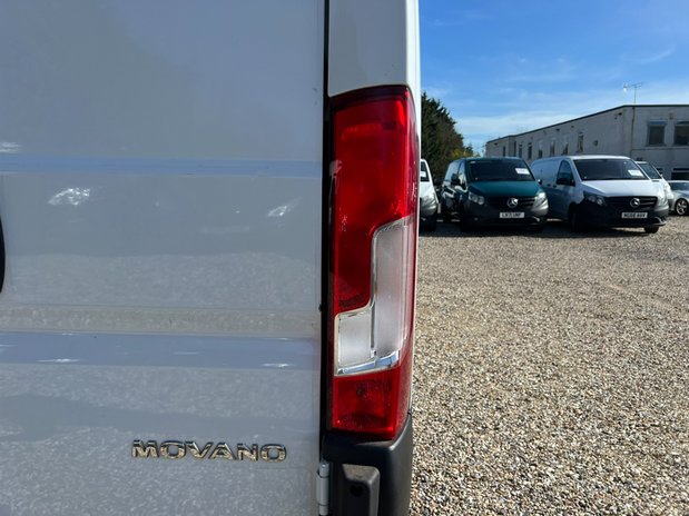Vauxhall Movano LWB L3H2 (SOLD) Medium Roof F3500 Air Con Nav Tow Bar EURO 6 NO VAT 23