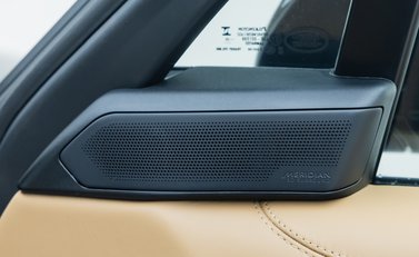 Land Rover Range Rover P440e AUTOBIOGRAPHY LWB 31