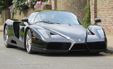 Ferrari Enzo 1