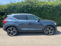 Volvo XC40 (Sold) B5 MHEV Inscription Pro SUV 5dr Petrol Hybrid Auto AWD Euro 6 (s/s) 5