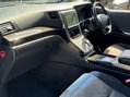 Toyota Alphard Hybrid 44